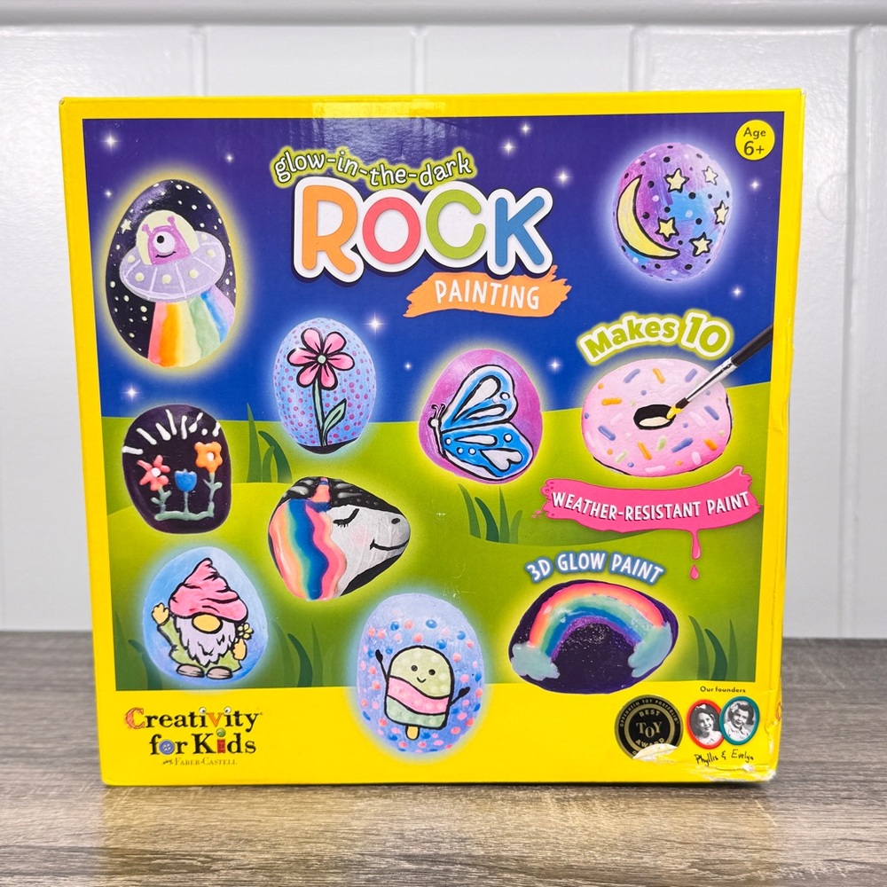 NEW Creativity For Kids Glow-In-The-Dark Rock Painting Kit
